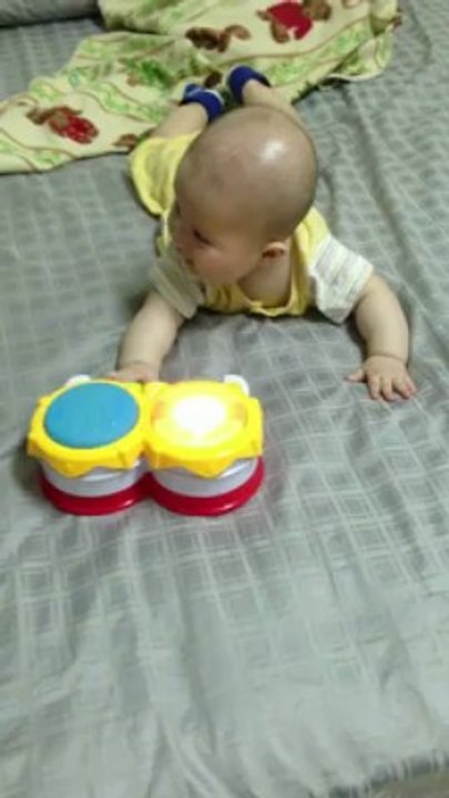 playing keyboard 2