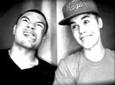 Justin Bieber and Alfredo Flores Photobooth Viddy