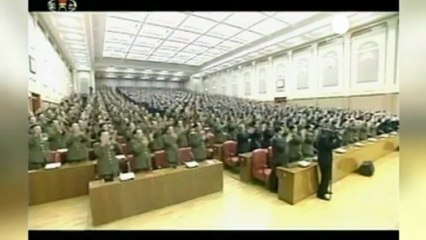 Kuzey Kore'nin ateşle dansı