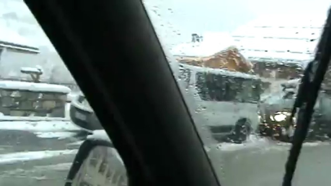 mairie les allues, restos et vival fermés