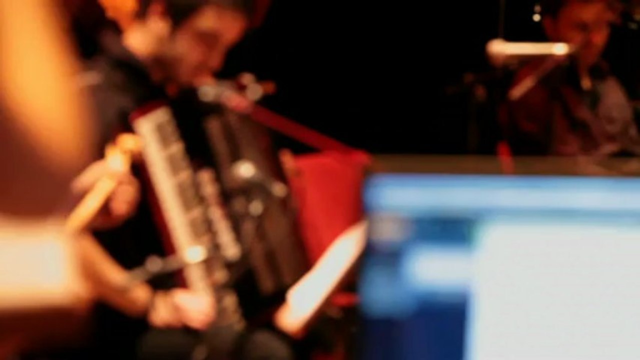 Ayşenur Kolivar - Gogo Da Bici