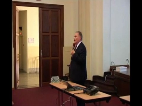 L'UE_Les Elites Esclavagistes Modernes nous Empoisonnent pour s'enrichir ? ( ou pour un projet Occulte ... )