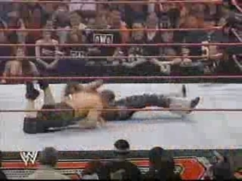 RAW23oct05