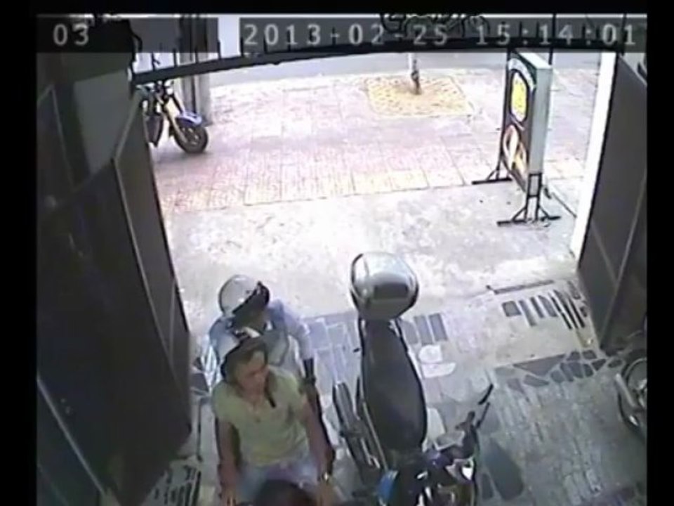 Lắp đặt camera tại Hòa Bình - 0904.909.891 - Giả khách mua hàng để đồng bọn trộm xe