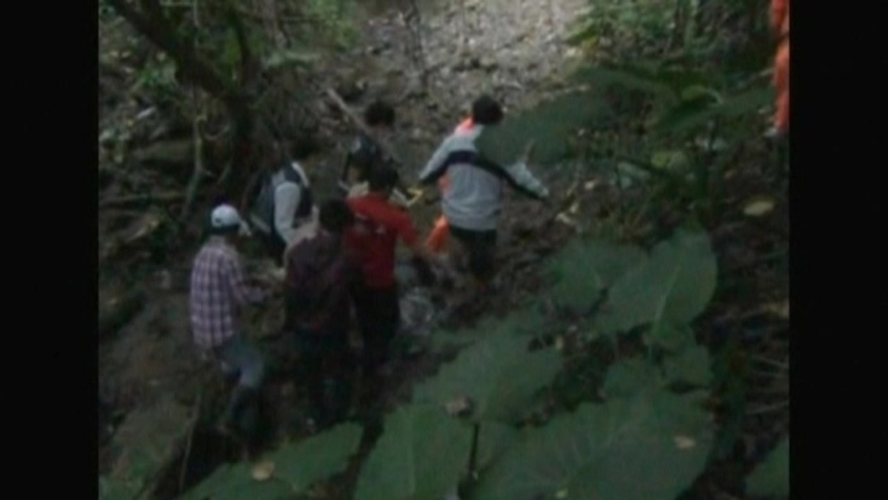 Taiwan scooter accident kills one American, injures another