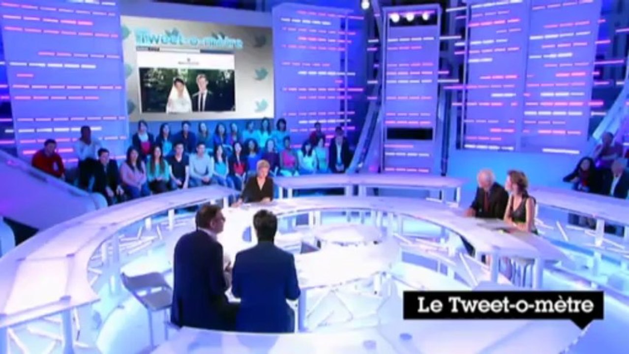Première television de Julia Abraham