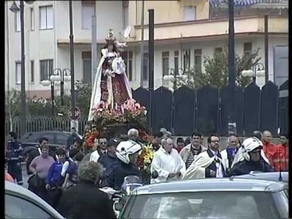 Pagani (SA) - La  "Madonna delle Galline" all'ospedale (02.04.13)