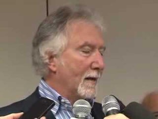 Napoli - Città della Scienza, la denuncia di Enzo Rivellini -2- (02.04.13)