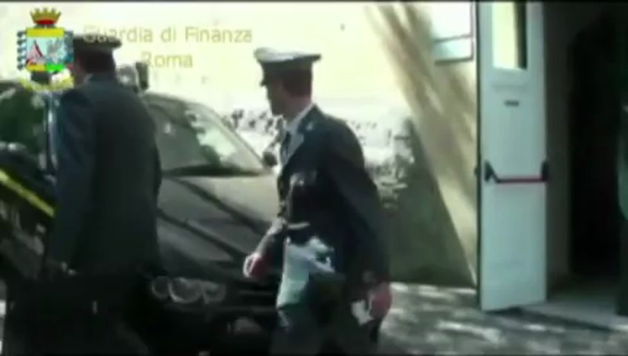 Roma - Scoperto call center con 124 lavoratori in nero ai Castelli Romani (03.04.13)