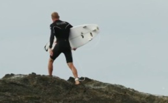 Parko vs Fanning - 21 Days - Red Bull Surfing - Part (3/3)