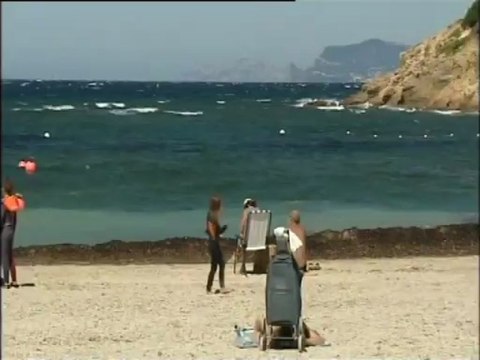 Baignade adaptée aux handicapés à Six-Fours-les-Plages - France 3 Provence-Alpes