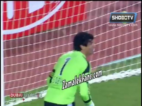 Les supporters d'Al Ismaily envahi le terrain : Al Ismaïly (3-4 par tab) USMA