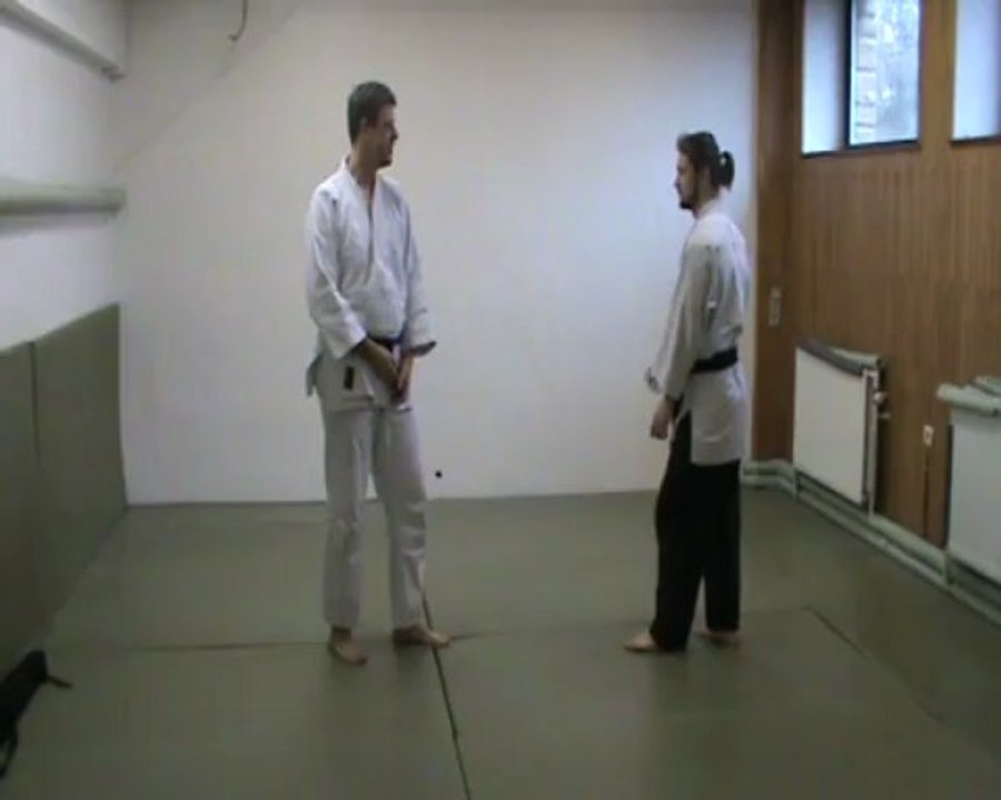 Yokomen uchi : ikkyo omote