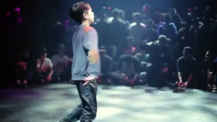 Breakdancing kids