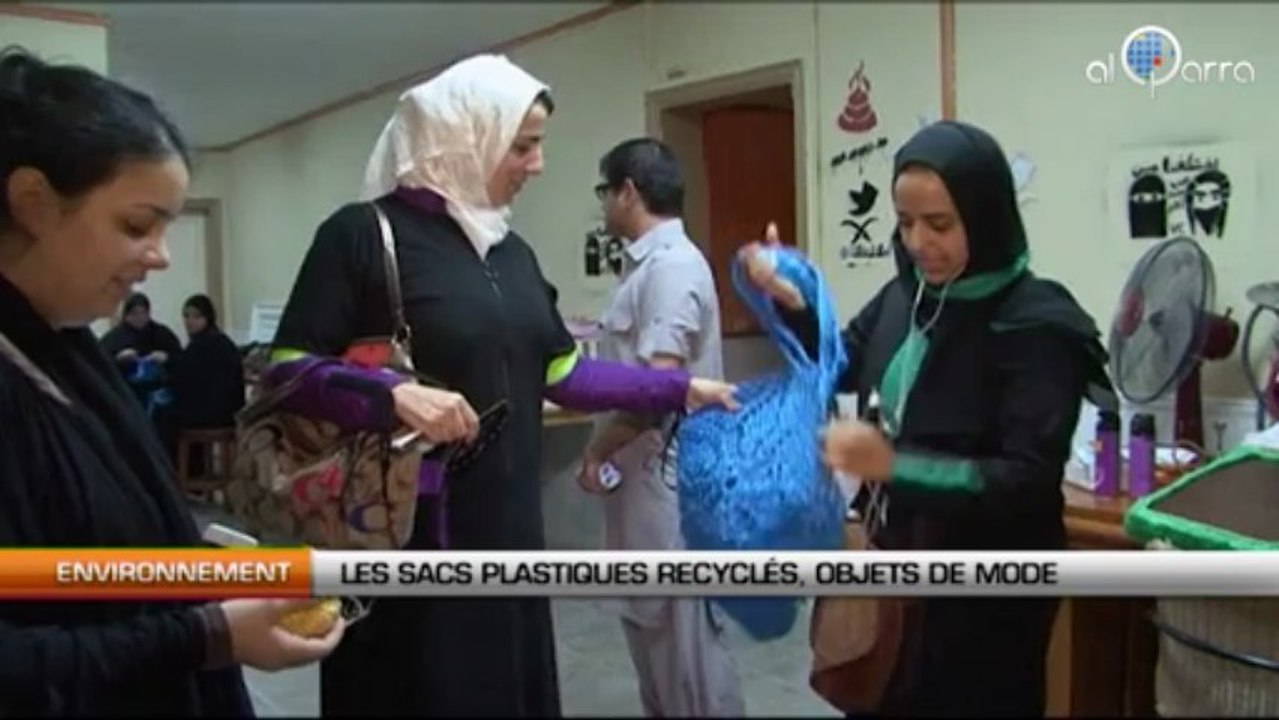 Les sacs plastiques recyclés, objets de mode
