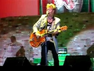 Stray Cats - Ubangi Stomp (live)