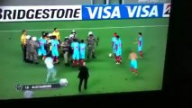 Futbolistas del club argentino Arsenal se enfrentaron a la policía tras perder en Copa Libertadores