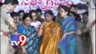 Police arrests protesting YSRCP leaders