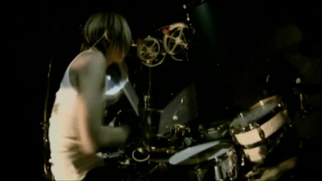 DIR EN GREY - 01.(Disk2) 我、闇とて・・・ (Ware, Yami tote. . .) 日中字幕