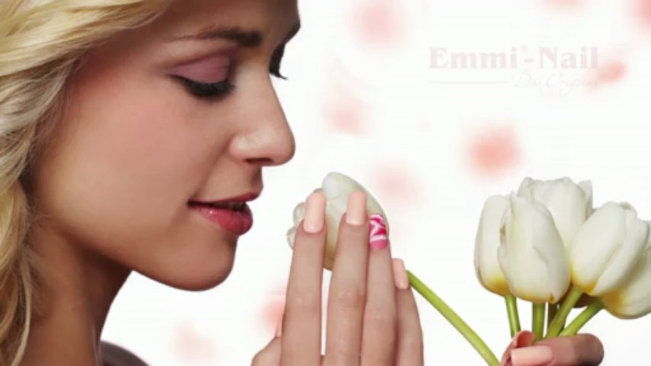 Fruehlings-Look bei Emmi-Nail