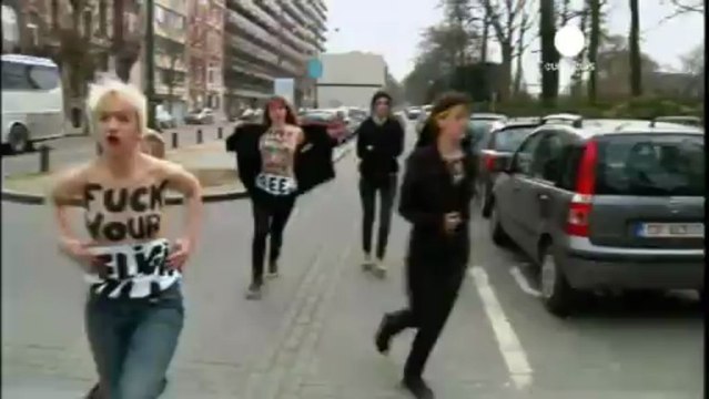 Bruxelles : les Femen manifestent en soutien à une...