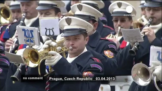 EU flag for Prague Castle - no comment
