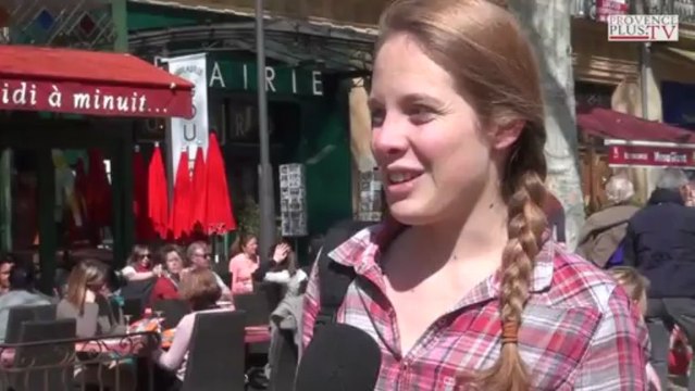Affaire CAHUZAC - Cours Mirabeau à Aix en Provence, des aixois s'expriment
