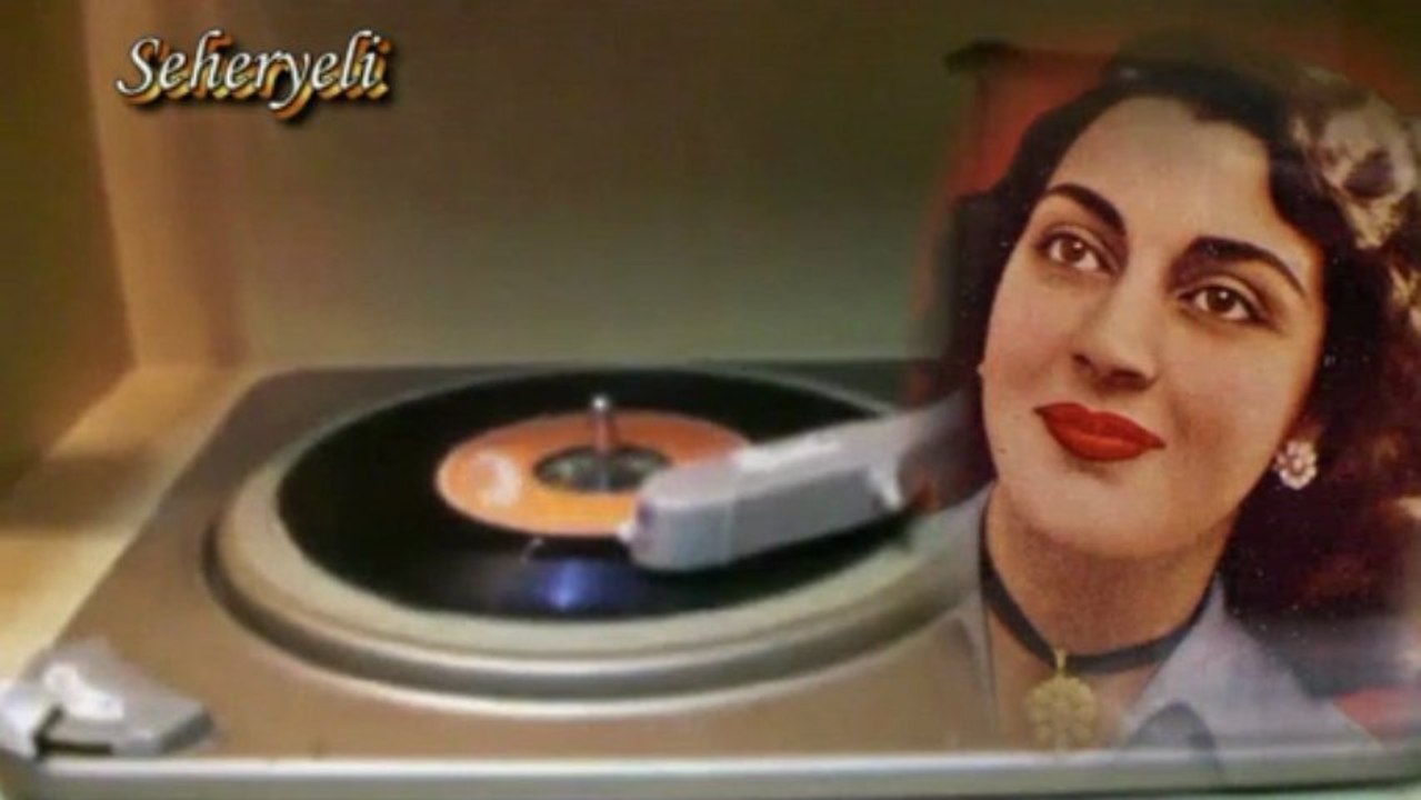 Saime Sinan ♪♪♪  Bir Teselli Beklerim Gönlümdeki Bin Yâreye