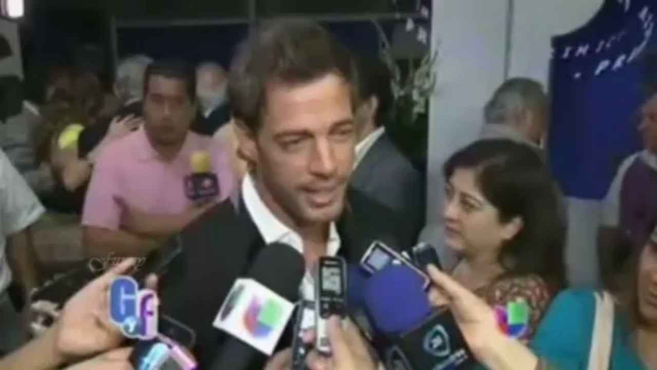 William Levy (@willylevy29) Incomodo con su look || GyF