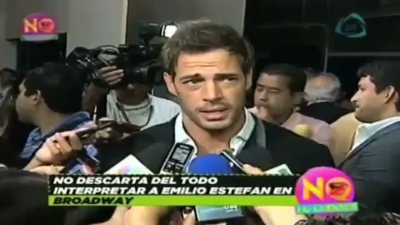 William Levy cambia de look y usa extensiones ||