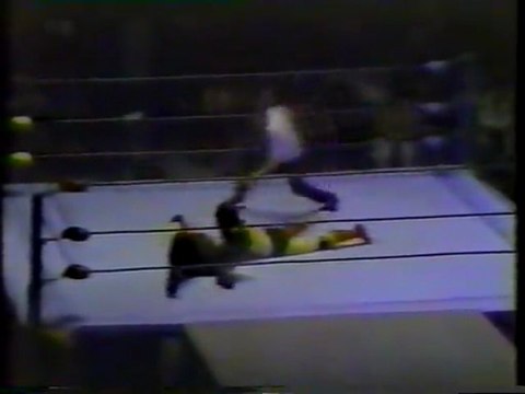 JAY YOUNGBLOOD VS SGT SLAUGHTER MAPLE LEAF WRESTLING