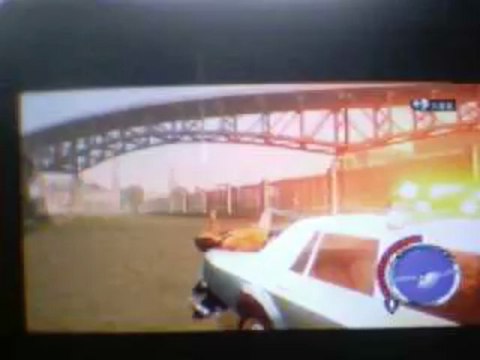 Les flic toujours les même... Ma moto est trop puissante pour leurs petites bagnoles! Driver paralelle line