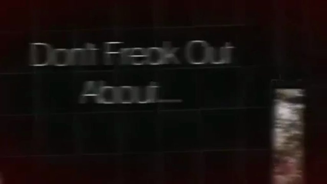 7 Things Not to Freak Out About - Beach Wedding Centerpieces