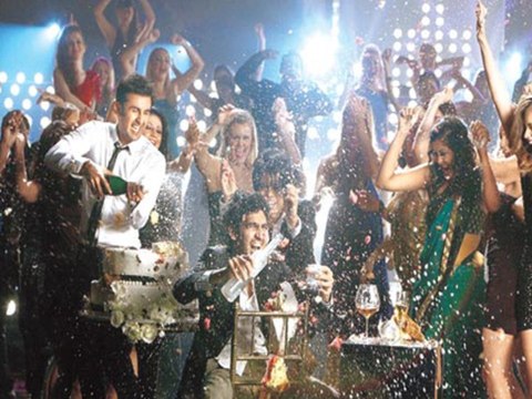 Ayan Dances To Ranbirs Tunes