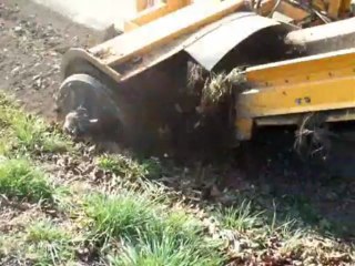 MENART ACM: Tracteur d’arasage pour routes 🚜