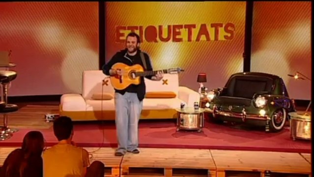 TV3 - Etiquetats - Mini concert del niño de la hipoteca a #Etiquetats