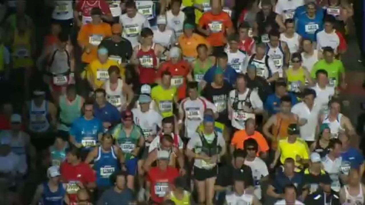 Marathon Paris 2013 : J. Alonzo rencontre JB Autissier participant du marathon