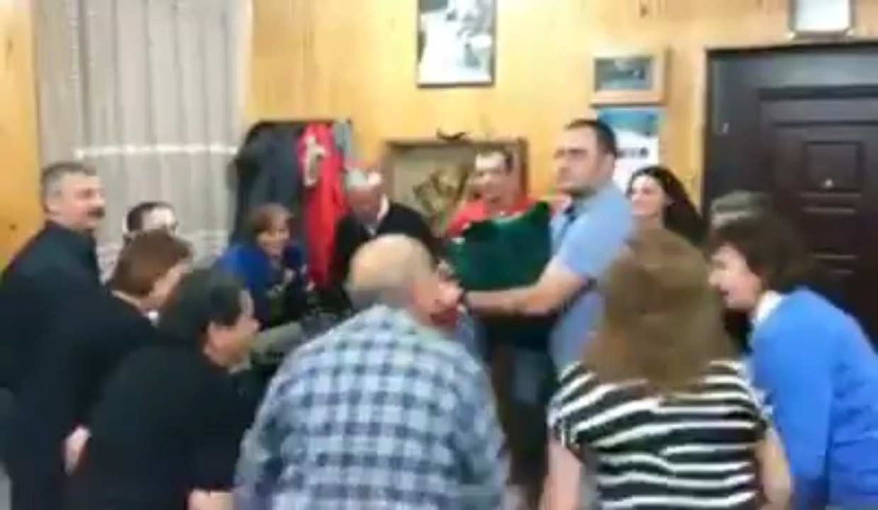 Çamlıhemşin Şehir Klübü