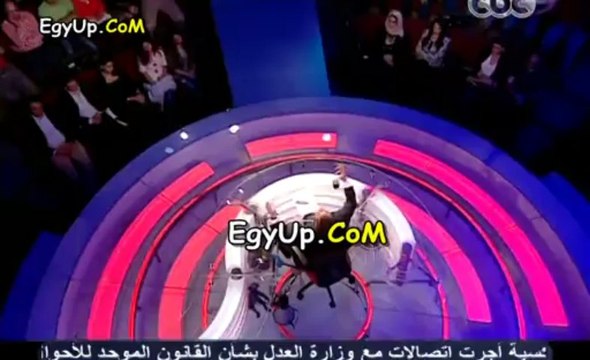 اول حلقة بعد رجوع باسم من مكتب النائب العام وضيفة الحلقة المرشح السابق حمدين صباحى .. رد باسم يوسف على النائب العام