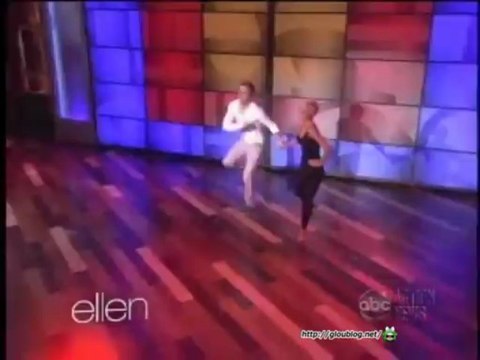 Kellie Pickler And Derek Hough Interview And Performance Apr 05 2013