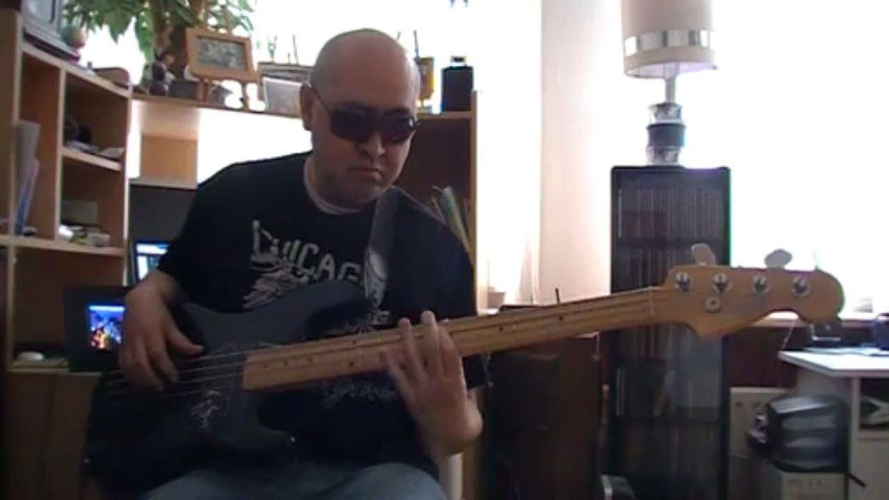 Walking with Jesus Darell Mansfield  Bass cover Bob Roha