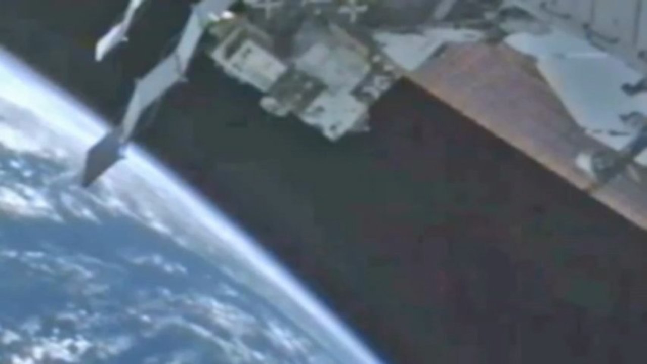 UFO. ISS .2013