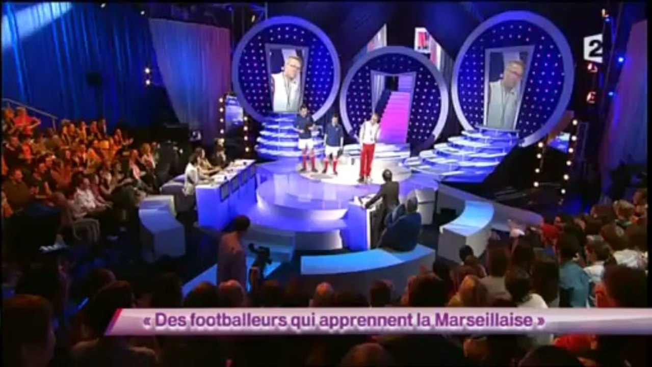 Laurent Ruquier - Footballeur apprennent la Marseillaise