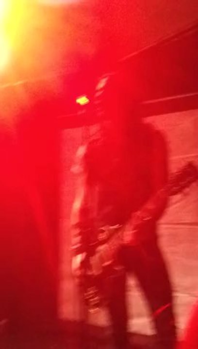 HEAVEN'S BASEMENT - Fire fire (2) live trabendo  5.04.2013