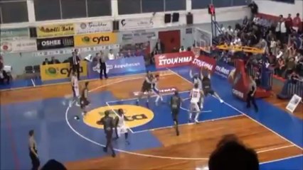 Το νικητήριο καλάθι του Παππά