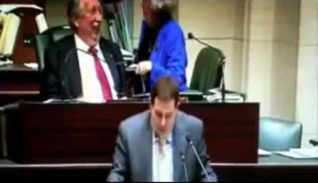 СКАНДАЛЬНОЕ выступление депутата парламента Бельгии Лорана Луи (с русским переводом)