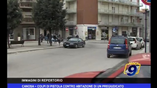 Canosa | Colpi di pistola contro abitazione di un pregiudicato