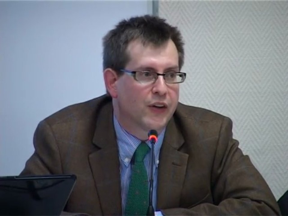 Pr Matthew HAPPOLD-Embargos et sanctions internationales-