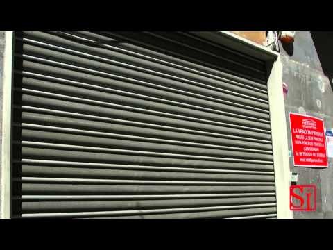 Napoli - Commercianti contro la Ztl (06.04.13)