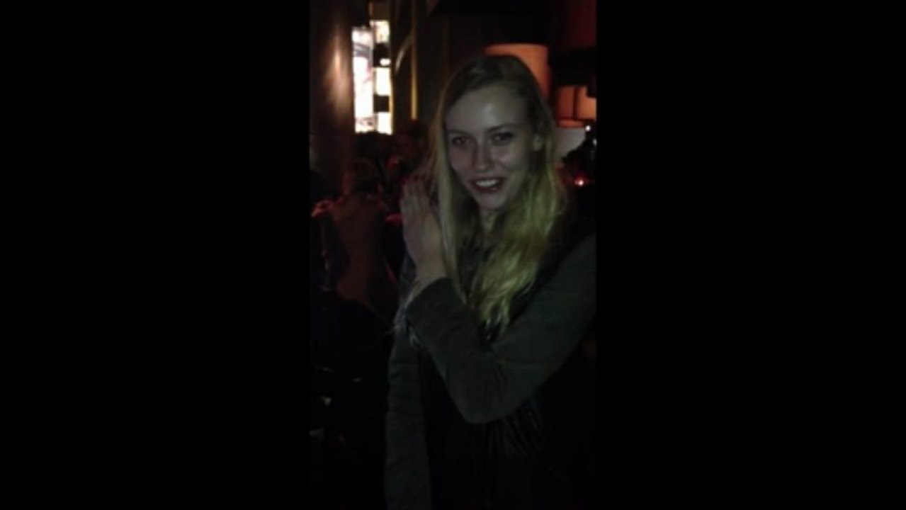 Merci Caro en boite de nuit :)